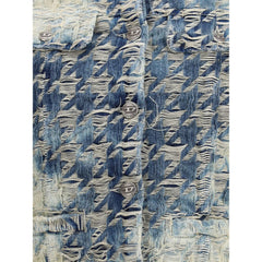 ملابس قطنية زرقاء فاتحة