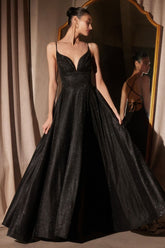 فستان بياقة على شكل حرف A مع ياقة عميقة على شكل V وحمالات سباغيتي-0