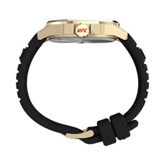 ساعة رياضية سوداء مصنوعة من مادة اصطناعية