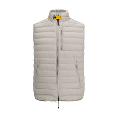 ملابس بوليستر باللون البيج