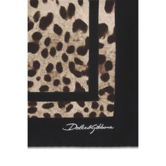 وشاح حريري متعدد الألوان