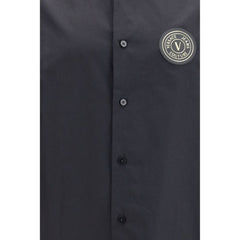 قميص قطني أسود بأكمام قصيرة