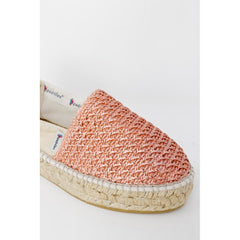 حذاء بكعب عالٍ من الكتان متعدد الألوان