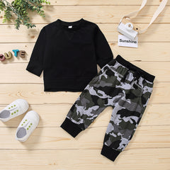 سترة بأكمام طويلة بنطلون من قطعتين