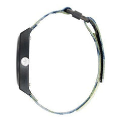 ساعة رياضية من القماش متعدد الألوان