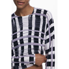 "سترة نسائية من بيانكو فيسكوسا"