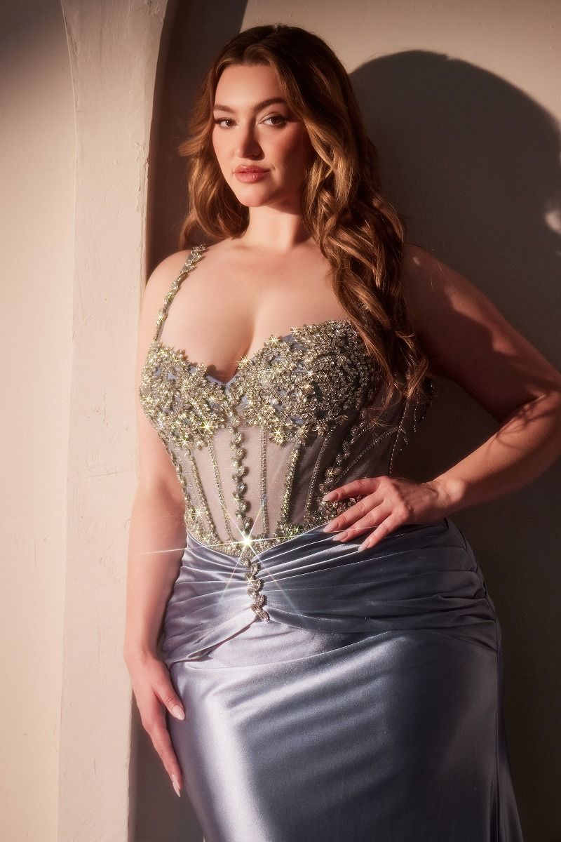 فستان ساتان من الساتان المنحني المزخرف بالكريستال -2