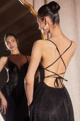 فستان على شكل حرف A بفتحة رقبة عميقة على شكل V وحمالات سباغيتي-1