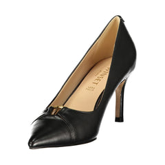 Black Leather Women Classic Shoe