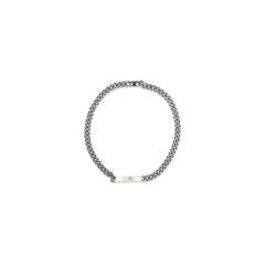 قلادة معدنية فضية