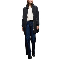 معطف أزرق من البوليستر