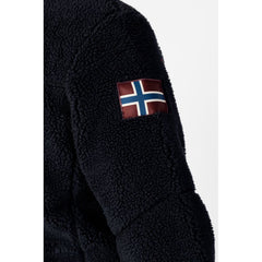 بلوزة من البوليستر الأسود