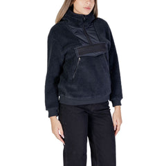 جاكيت أسود من البوليستر