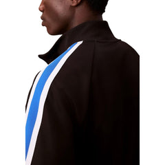 بلوزة من البوليستر الأسود