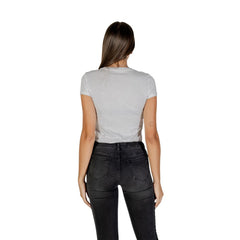 تي شيرت قطن أبيض