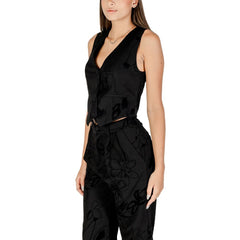 سترة سوداء من البوليستر