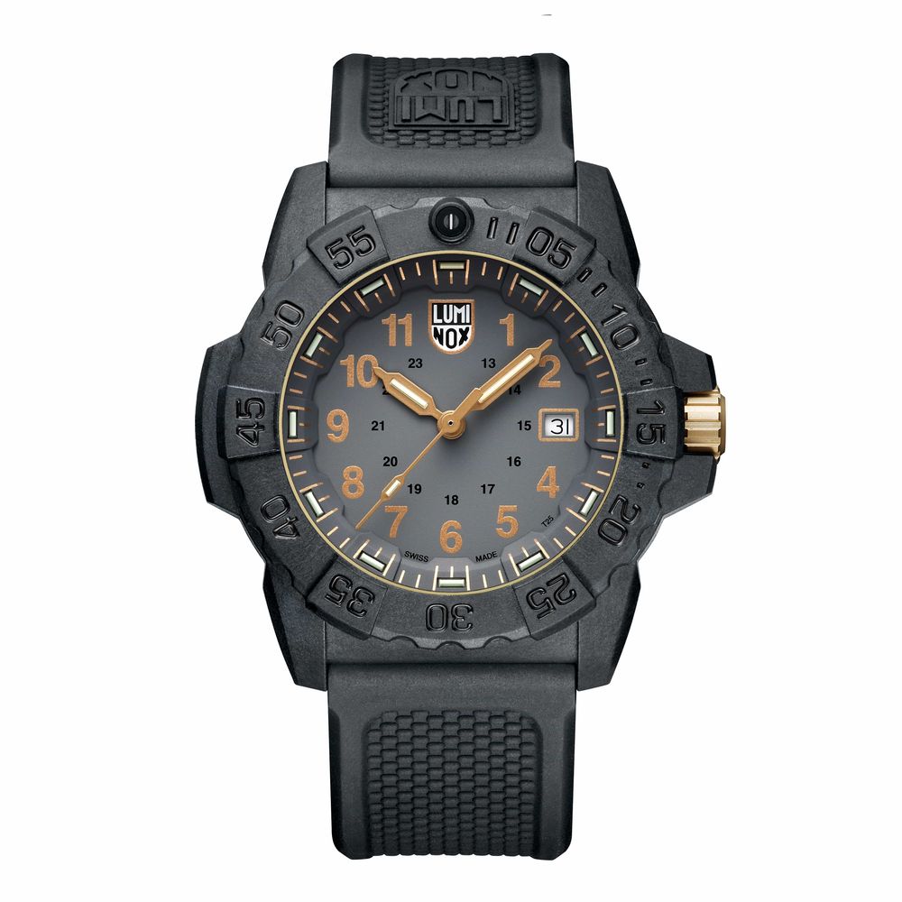 Black Rubber Sport Watch