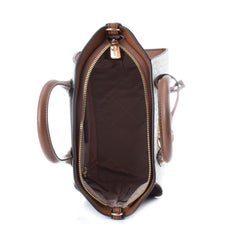 حقيبة يد من القماش البيج