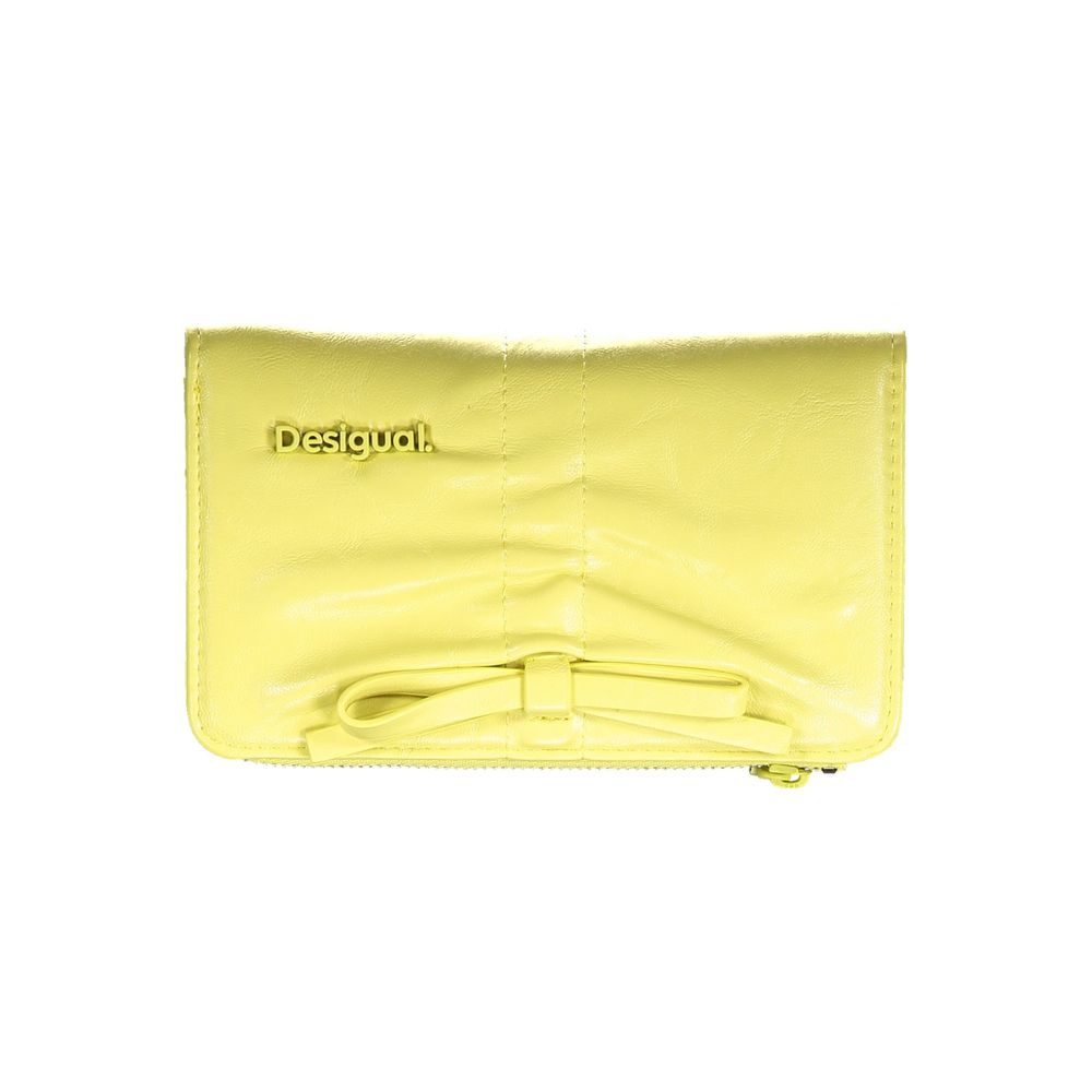 Giallo Polyurethane Women Wallet