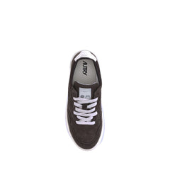 Medalist Low Sneakers