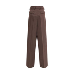 بنطلونات مطوية