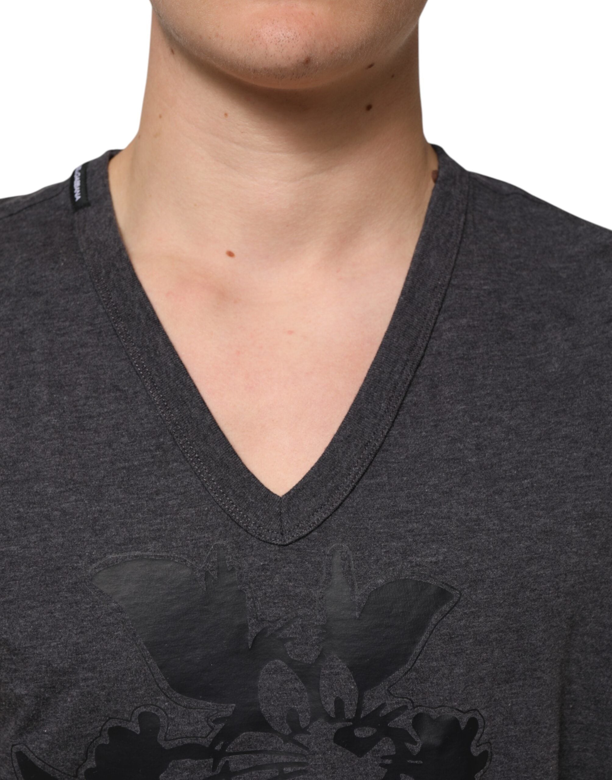 Black Charcoal DG Logo V-Neck Men's T-shirt
