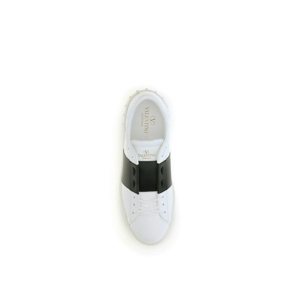 Open Sneakers