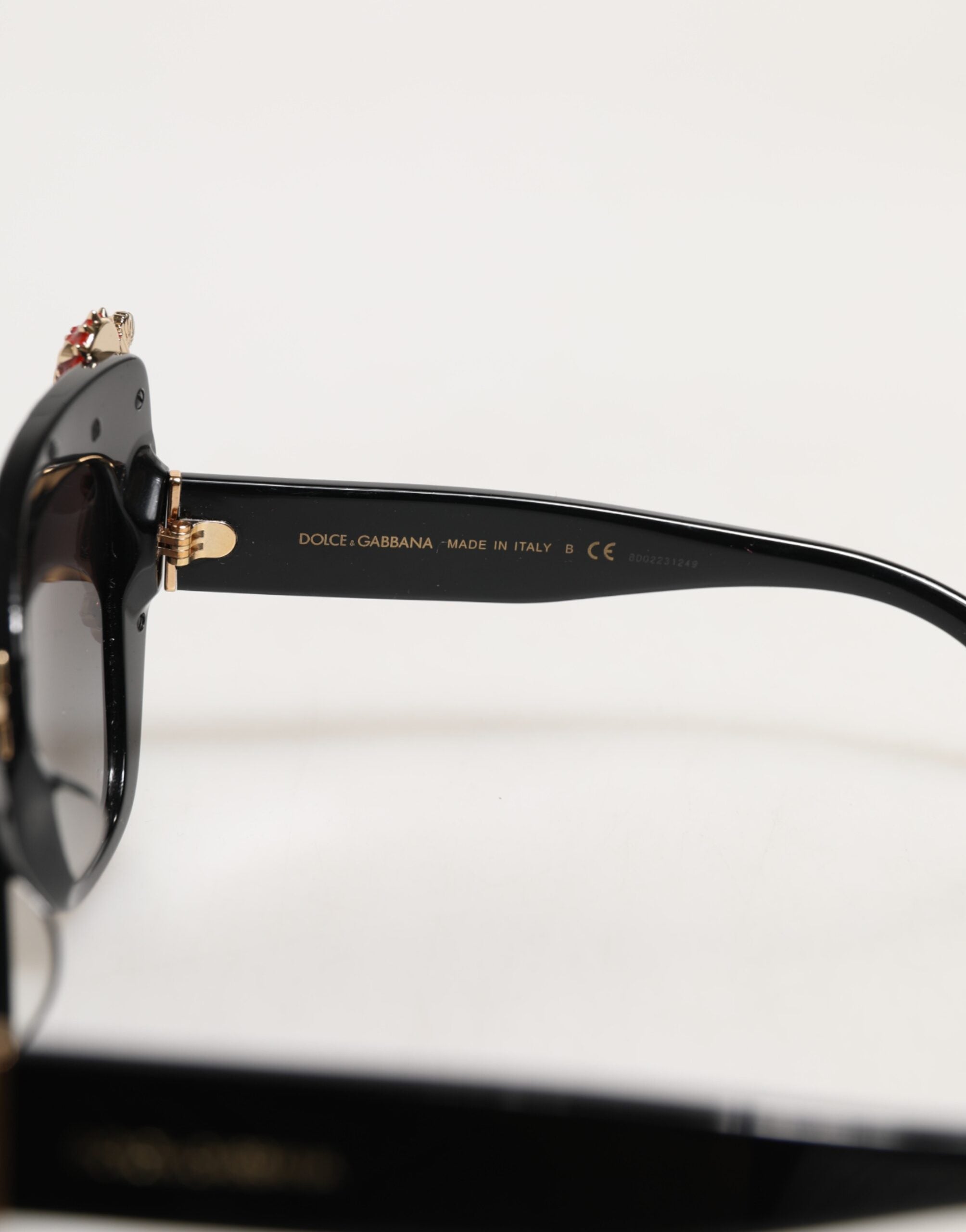 DG4319F Red Sacred Heart Crystal Butterfly Sunglasses