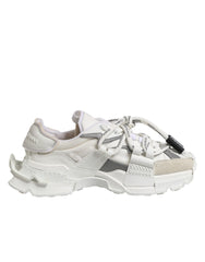 حذاء رياضي نسائي منخفض الرقبة متعدد الألوان من SPACE