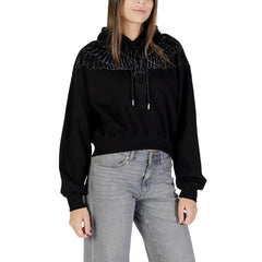 سترة قطنية سوداء بغطاء للرأس