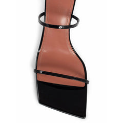 صندل بكعب رفيع من جلد العجل الأسود