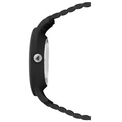 ساعة يد بلاستيكية سوداء