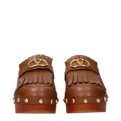 شبشب جلدي بني